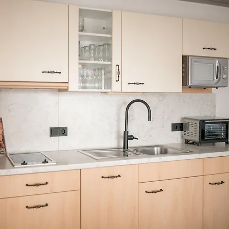 Anny 3 By Interhome Zell am See